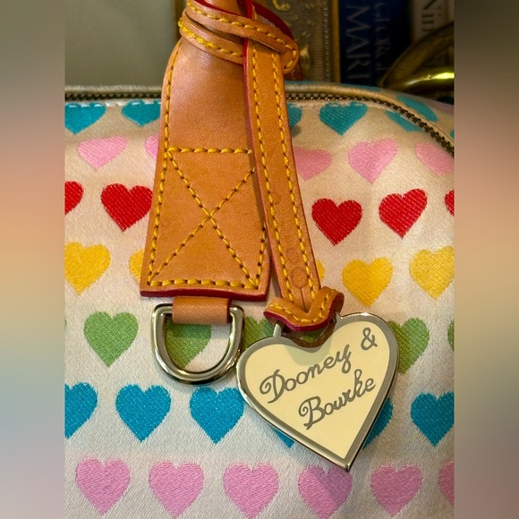 Dooney & Burke Y2K rainbow heart collection 100% cotton with weather shield - Picture 2 of 16